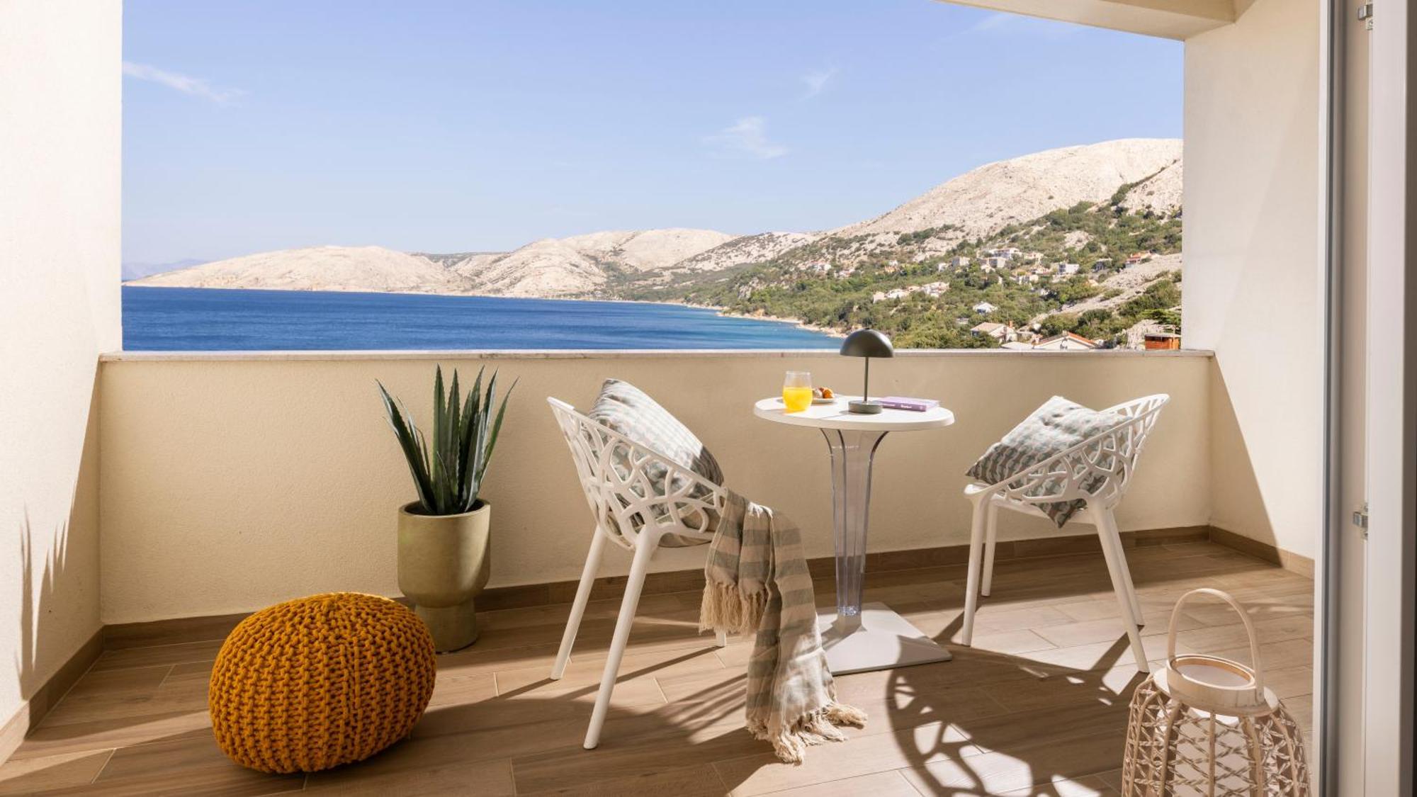 Eola Leisure Rooms Stara Baska Exterior photo